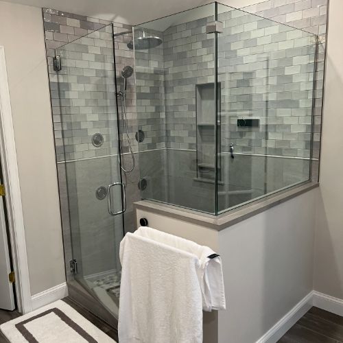 Frameless Door Panel and Return U-Channel  Image